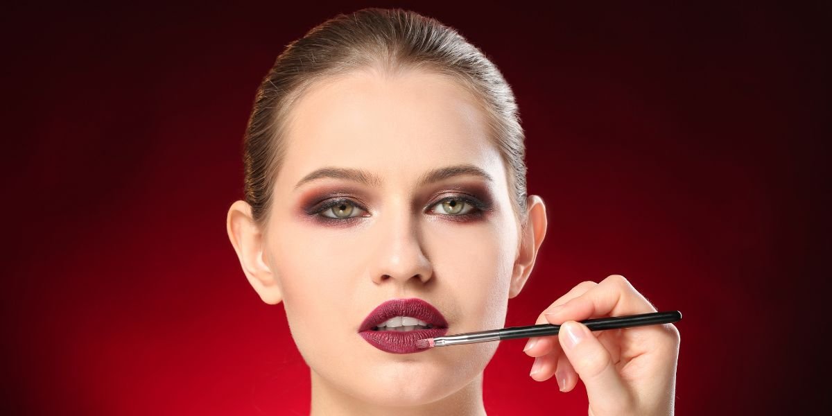 How Do You Create the Perfect Smokey Eye Look?