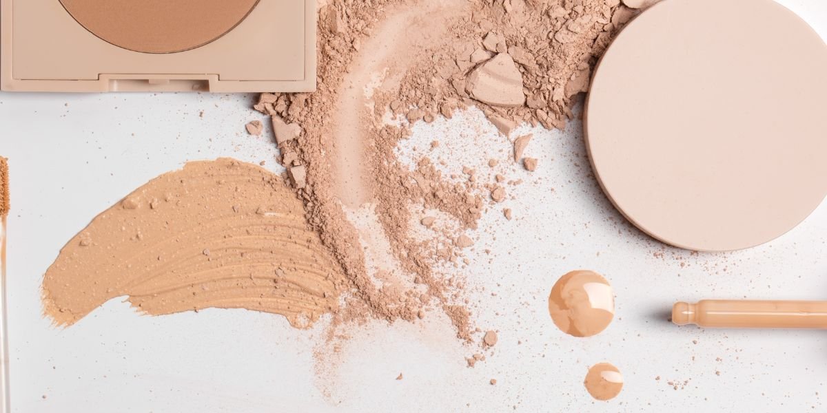 What Are the Key Differences Between Matte and Dewy Foundations?